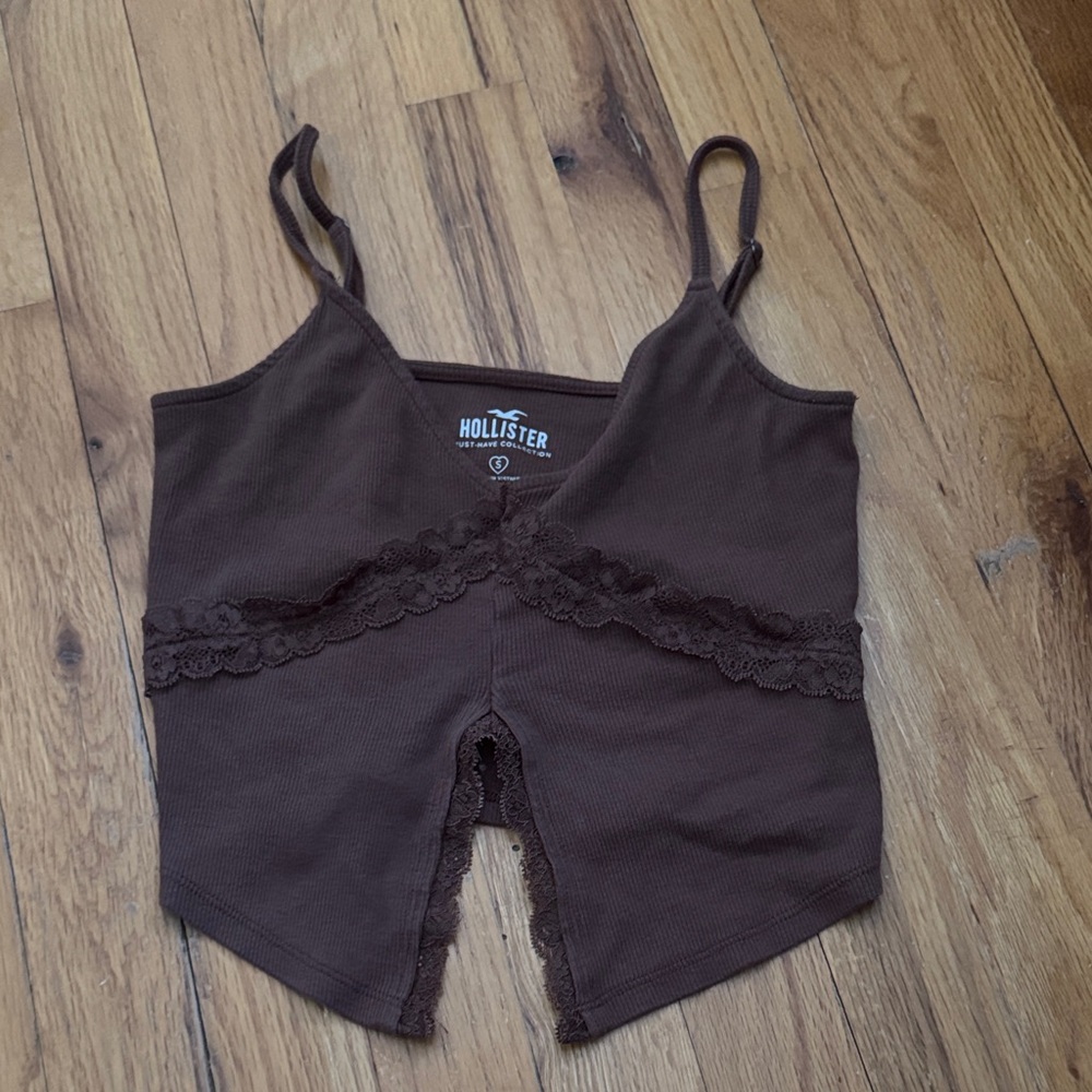 Hollister brown lacy crop tank